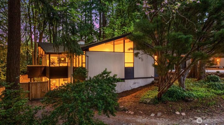Property Photo:  7236 NE 121st Place  WA 98034 