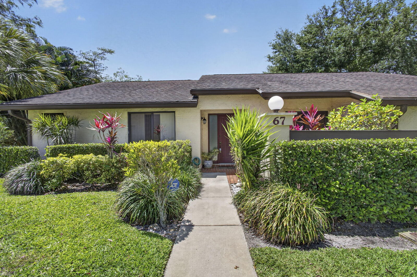 Property Photo:  67 Macadamia Court  FL 33411 