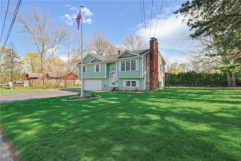 Property Photo:  6 Burke Road  RI 02809 