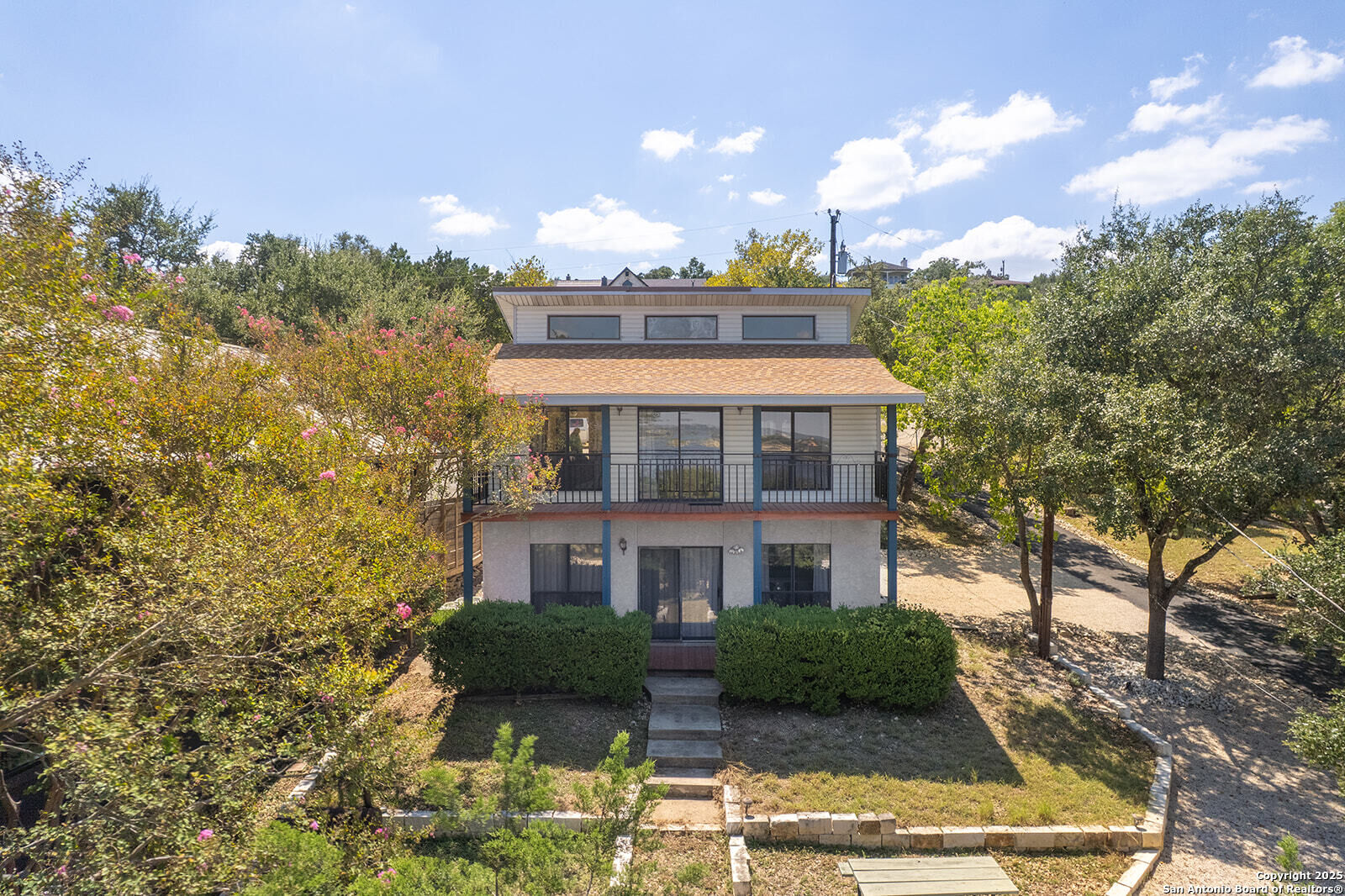 Property Photo:  1021 Hillcrest Forest  TX 78133 