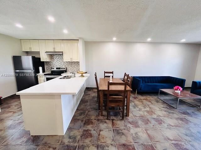 Property Photo:  7740 Camino Real G404  FL 33143 