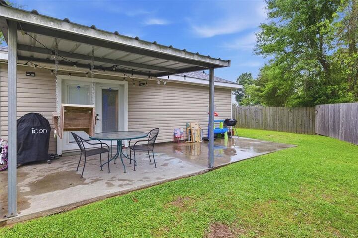 Property Photo:  168 Summerwood Drive  LA 70663 