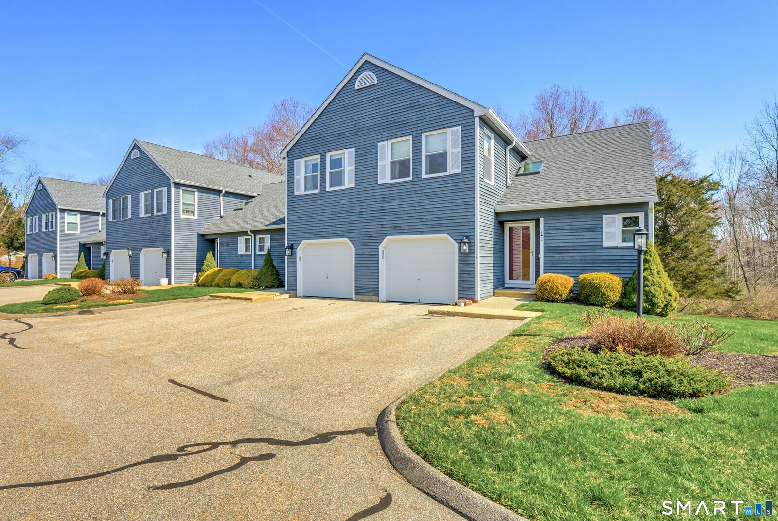 Property Photo:  11 Vicki Lane 11  CT 06415 