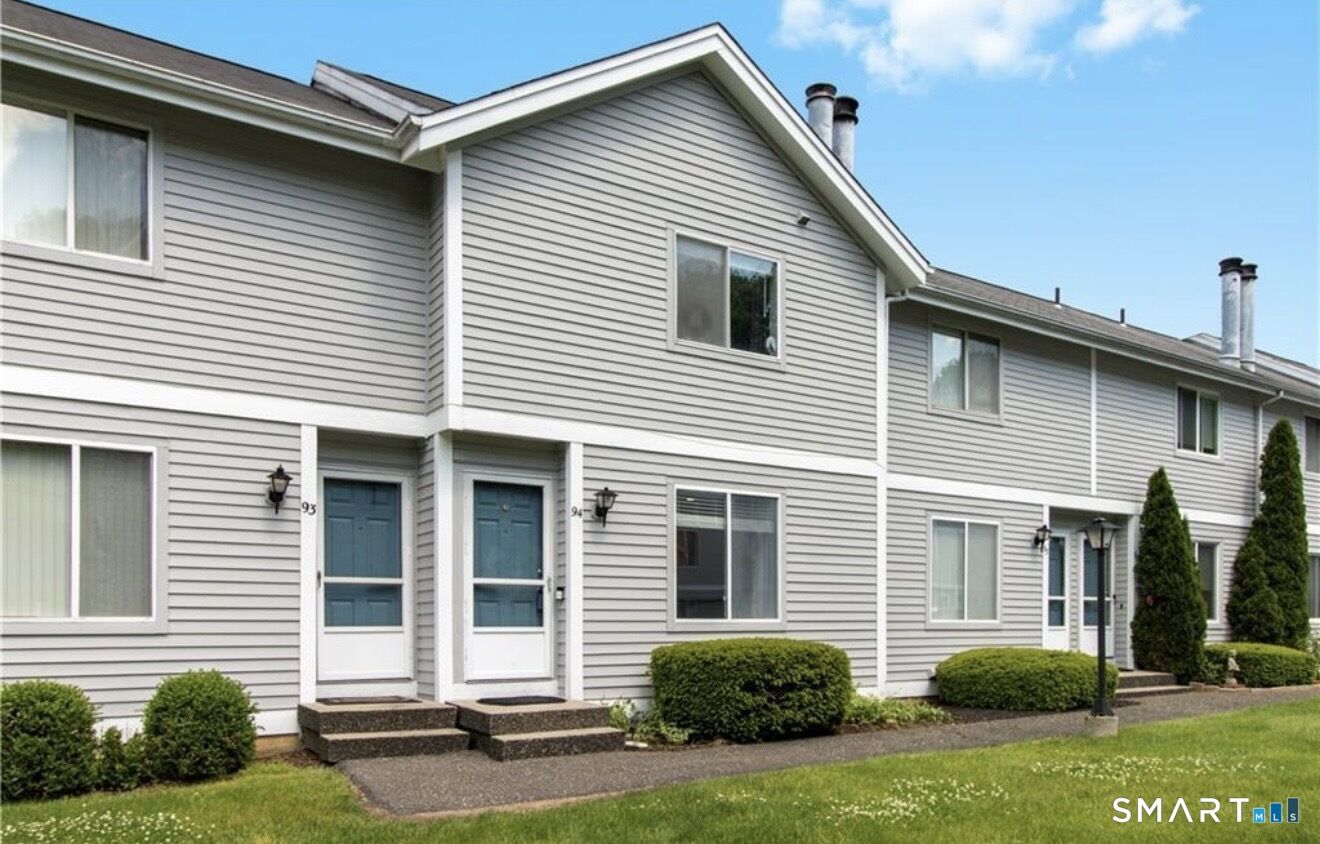 Property Photo:  151 Shelter Rock Road 94  CT 06810 