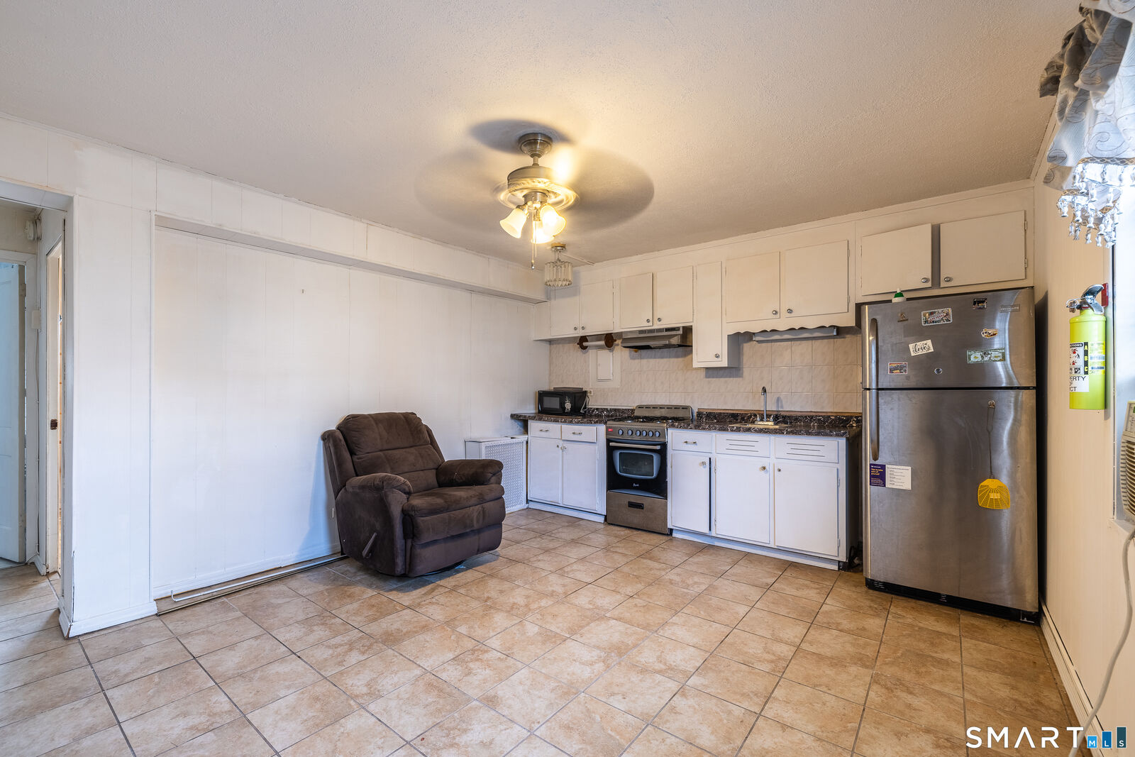 Property Photo:  317 Granfield Avenue B  CT 06610 