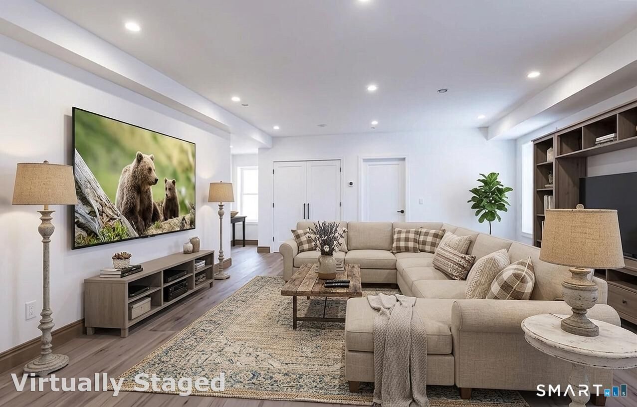 Property Photo:  930 Cove Road 3  CT 06902 