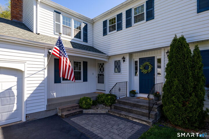 Property Photo:  71 Whippoorwill Way  CT 06109 