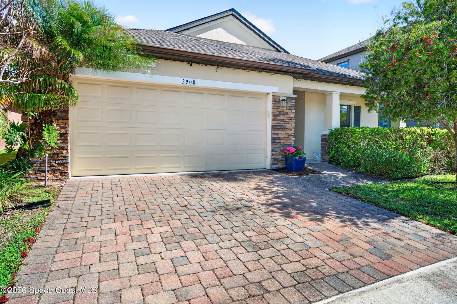 Property Photo:  3900 Harvest Circle  FL 32955 