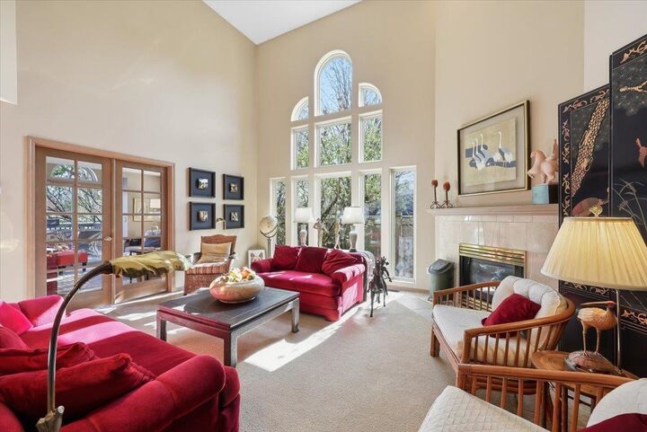 Property Photo: 3001 S Winthrop Ln WA 99206