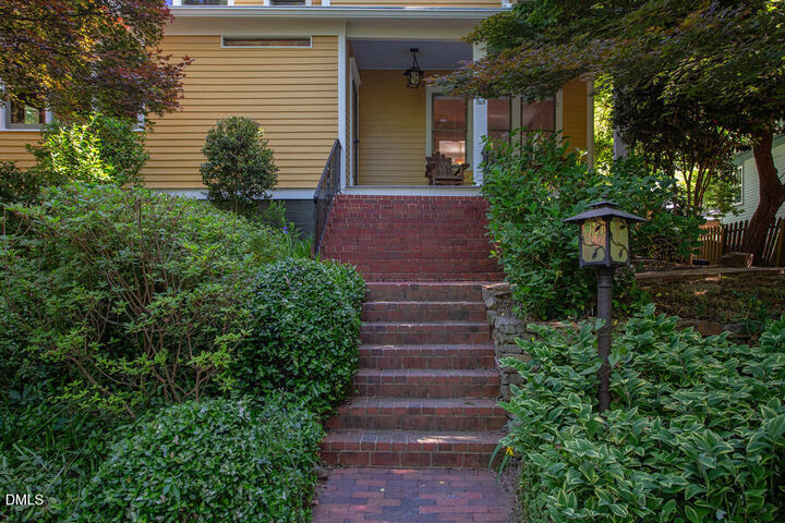 Property Photo: 8 Cobb Terrace NC 27514