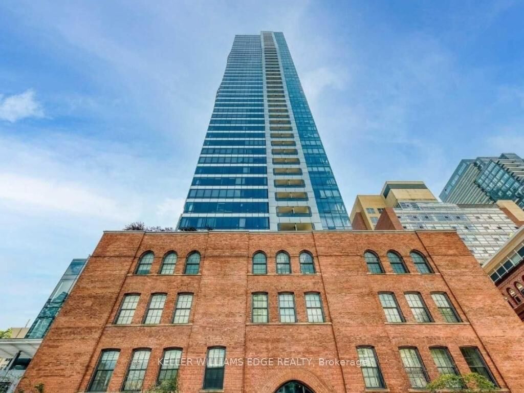 Property Photo: 5 St. Joseph Street 315 ON M4Y 1Z3