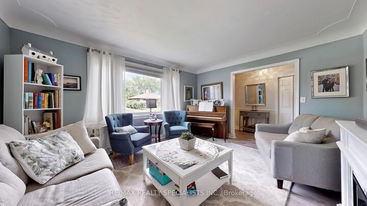 Property Photo: 1306-08 Leighland Road ON L7R 3S5