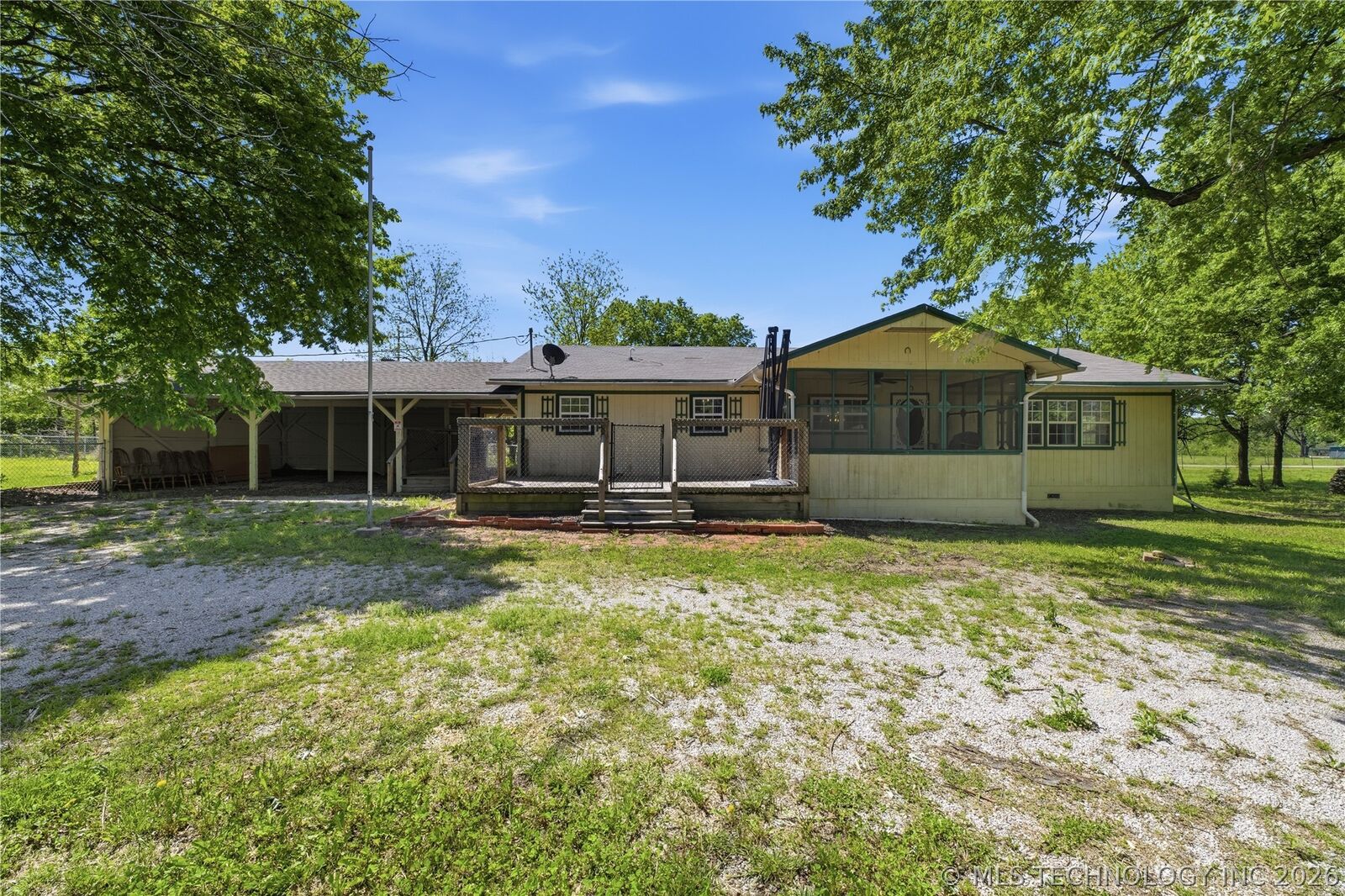 Property Photo: 22701 Ns 421 Road OK 74048
