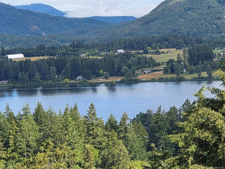 Property Photo: 6246 Lower Chippewa Rd BC V9L 5P8