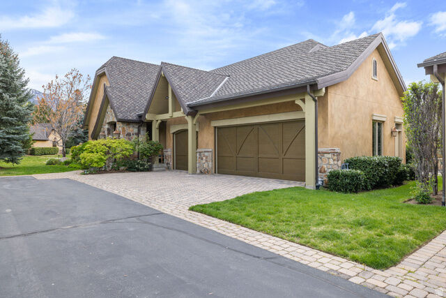 Property Photo:  3168 E Bavarian Ct  UT 84093 