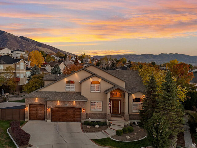 Property Photo:  1074 E Black Forest Dr S  UT 84094 