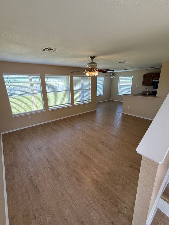 Property Photo: 225 Hyltin Street TX 78634