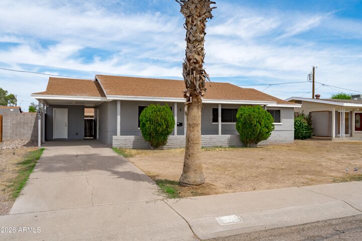 Property Photo: 3438 W Sierra Street AZ 85029