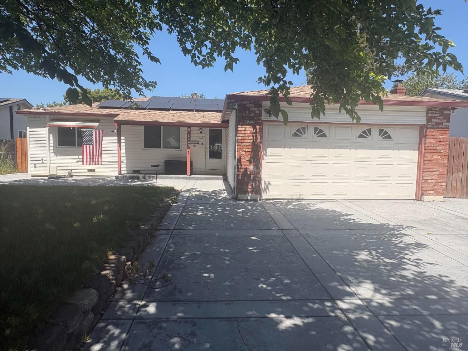 Property Photo:  1655 Amapola Street  CA 95687 