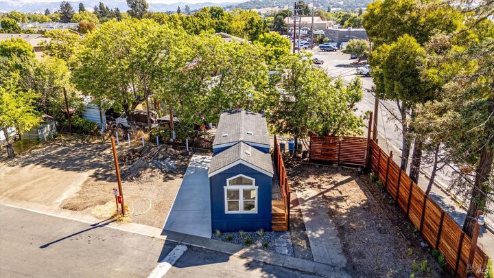 Property Photo:  101 Colgan Avenue 2  CA 95404 