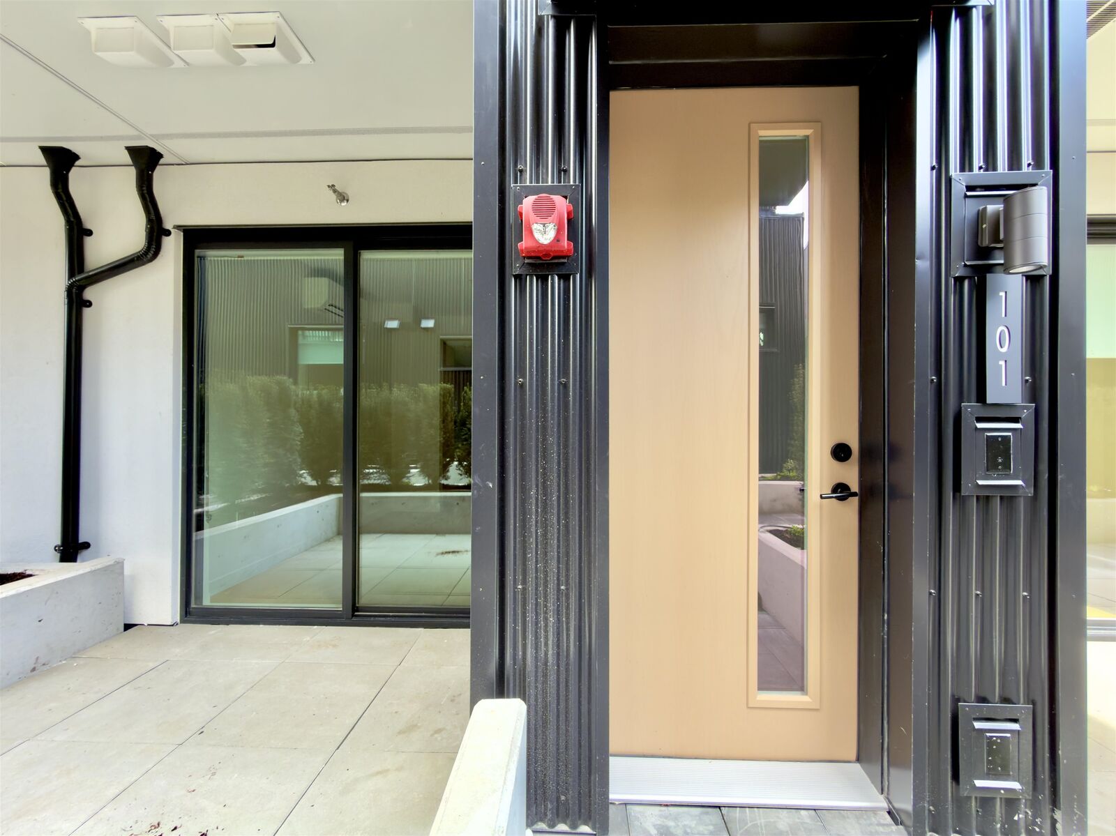 Property Photo:  101 2810 Nanaimo Street  BC V5N 0E3 