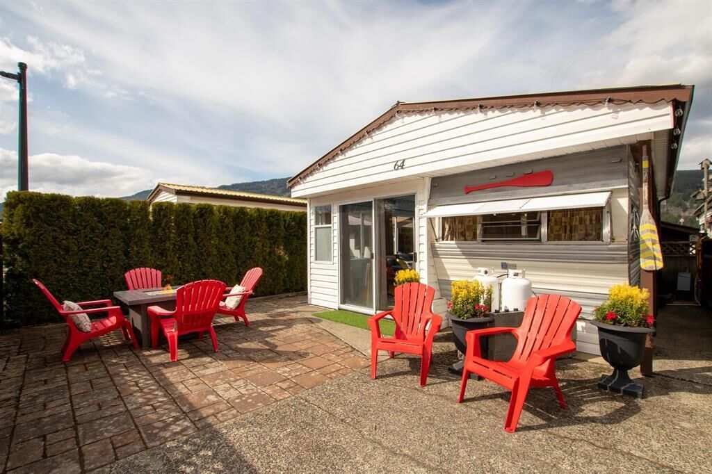 Property Photo:  1436 Frost Road 64  BC V2R 4X8 