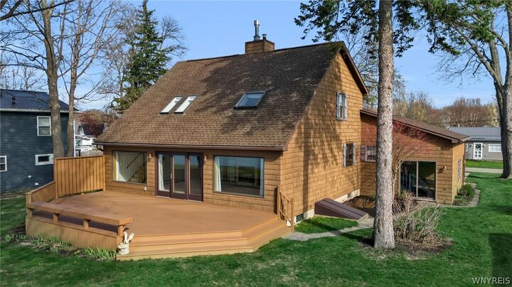 Property Photo:  386 Roat Drive  NY 14006 