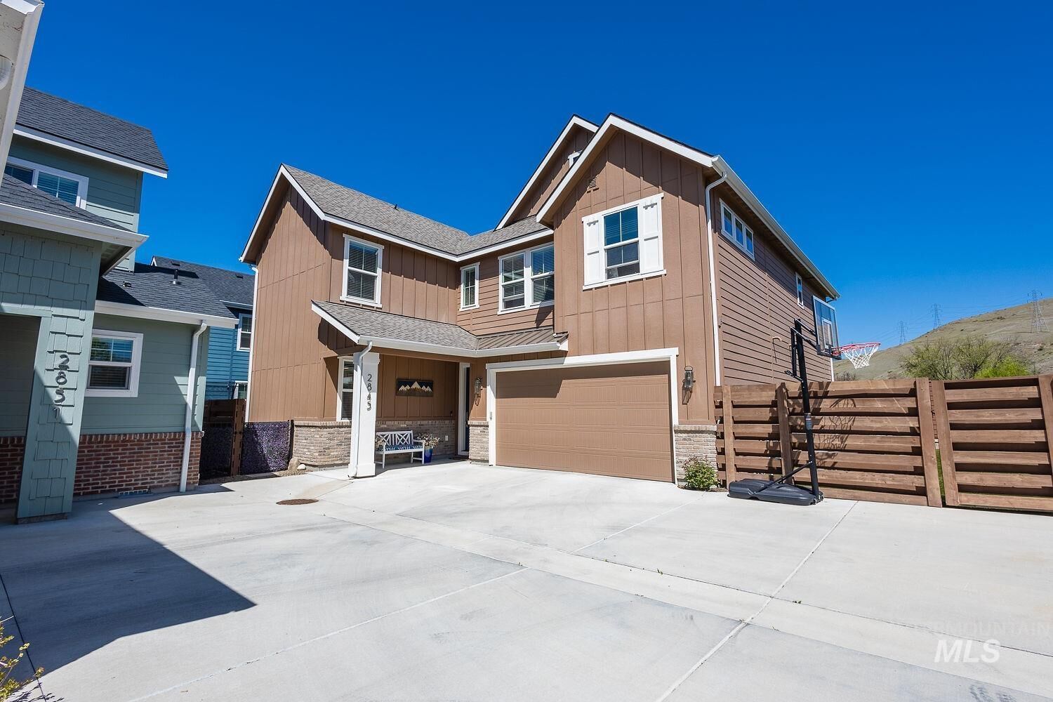 Property Photo:  2845 S Barnside Way  ID 83716 