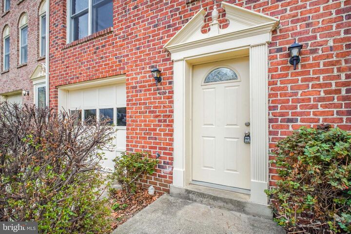 Property Photo:  208 Rolling Hill Court  VA 22554 