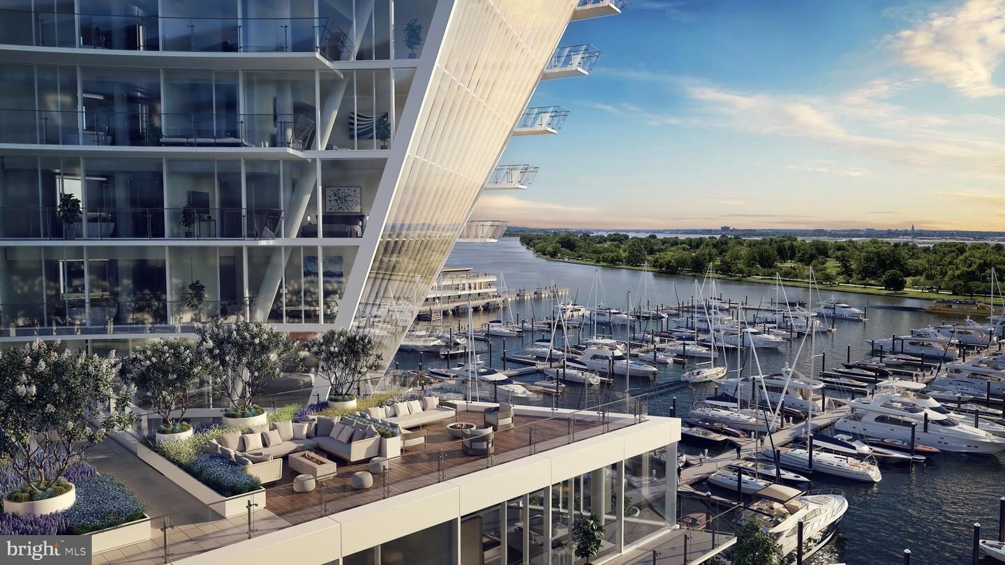 Property Photo:  601 Wharf Street SW 305  DC 20024 