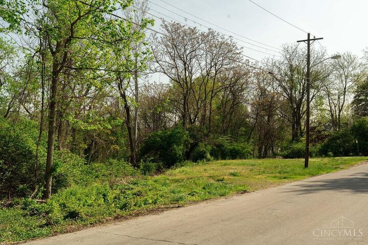 Property Photo:  6462 Crestview Avenue  OH 45213 