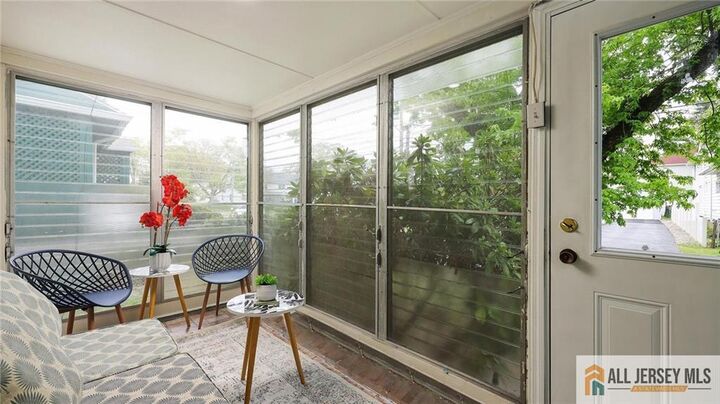 Property Photo:  20 Crosby Avenue  NJ 08817 