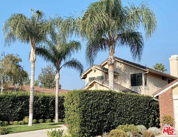 Property Photo:  3856 Cottonwood Grove Trl  CA 91301 