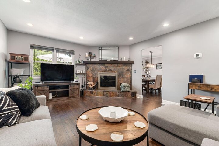 Property Photo:  325 Madison Street  OH 43125 