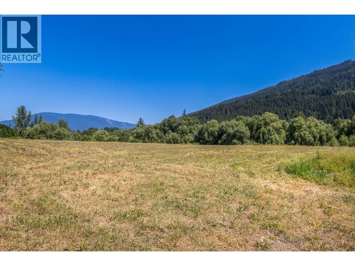 Property Photo:  4080 50 Street Northeast  BC V1E 1Y5 