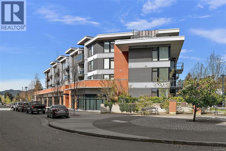 Property Photo:  950 Whirlaway Crescent 412  BC V9B 0Y3 