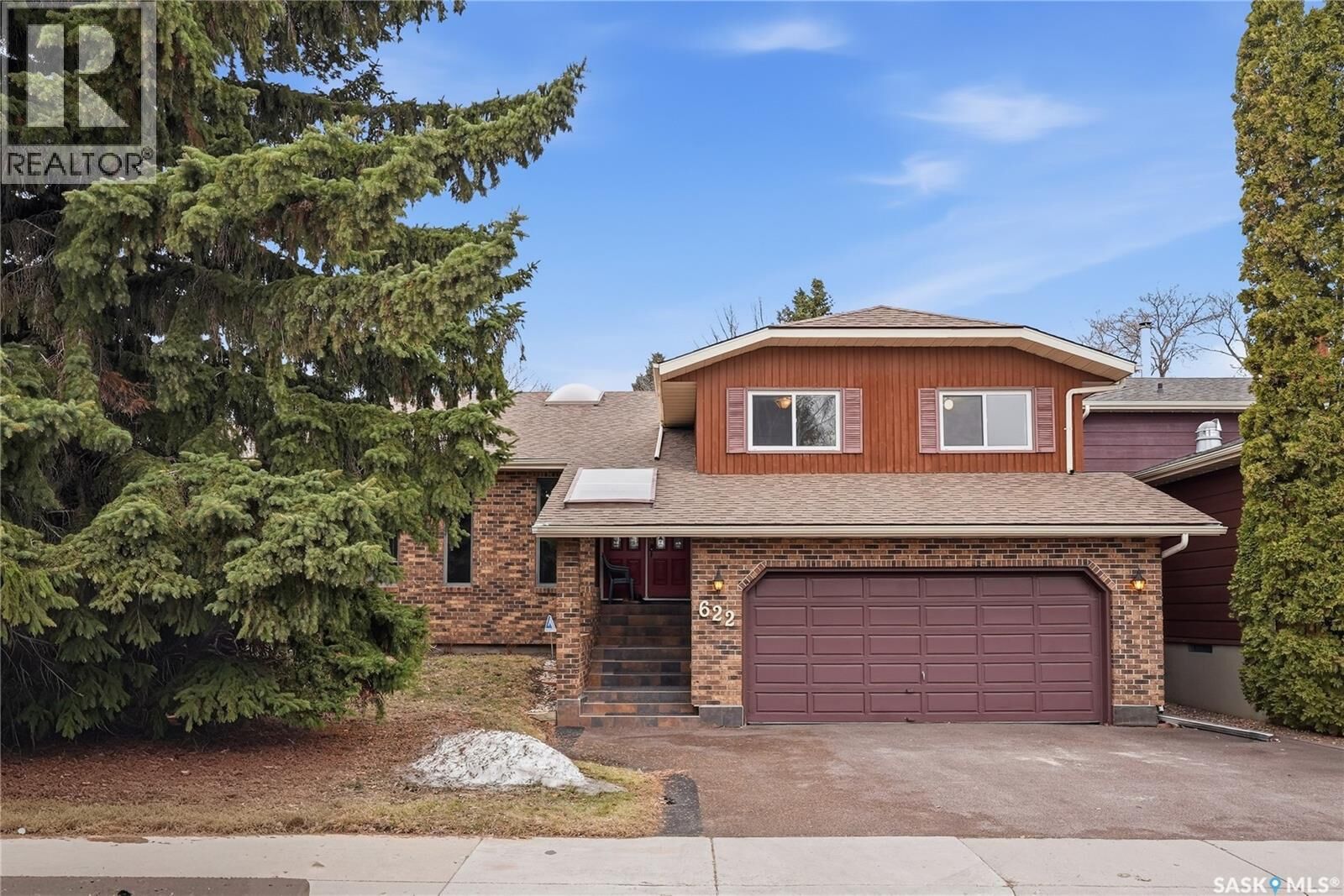 Property Photo:  622 Costigan Way  SK S7J 3R2 