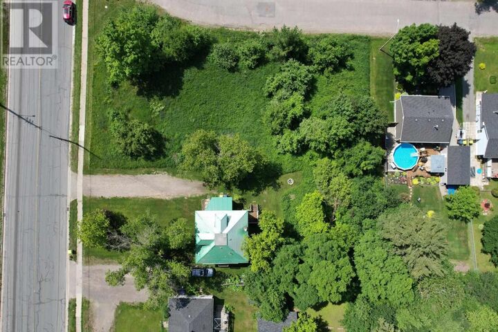 Property Photo:  1051 Peoples Rd  ON P6C 3W3 
