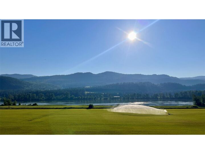 Property Photo: 5111 Dunn Lake Road BC V0E 1E0