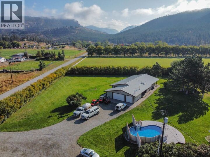 Property Photo: 300 Jones Way Road BC V0H 1T5