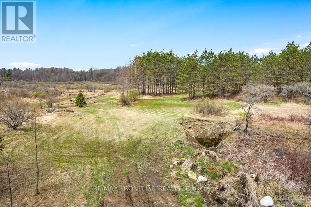 Property Photo:  470 11th Line S Sherbrooke Road  ON K0H 2B0 