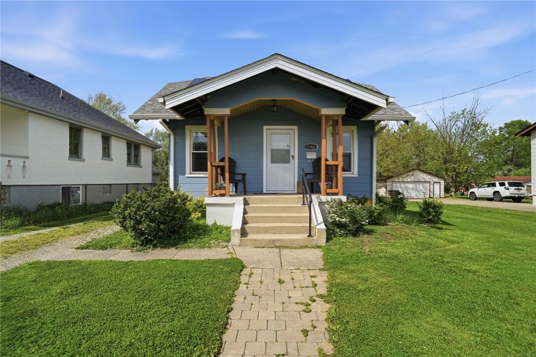 Property Photo:  1382 W Galbraith Road  OH 45231 