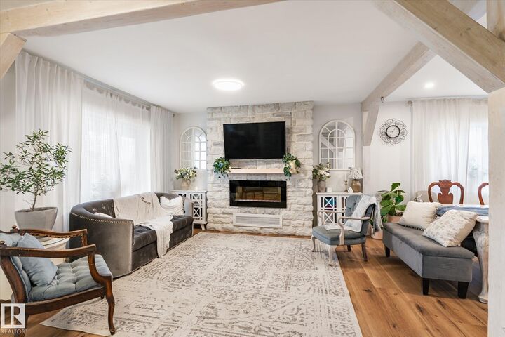 Property Photo: 5016 44 Ave AB T0C 0V0
