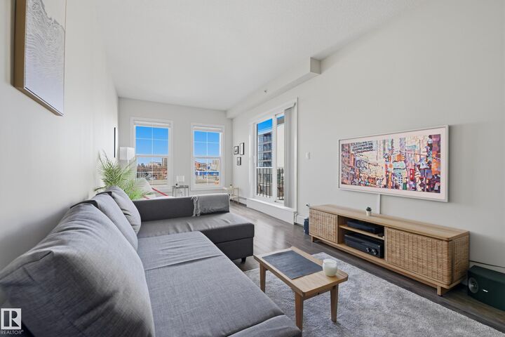 Property Photo: 10418 81 Avenue NW 403 AB T6E 1X5