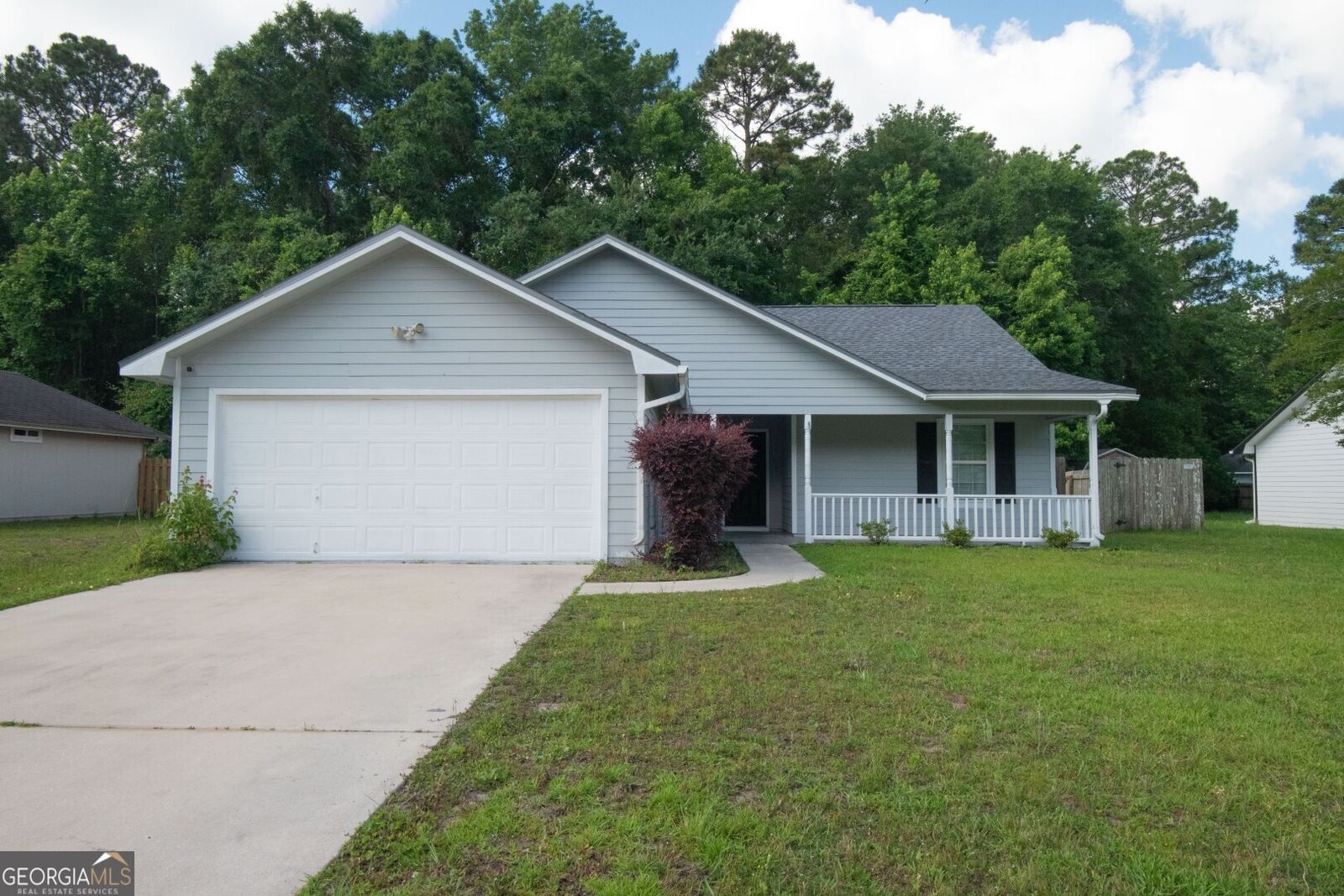 Property Photo: 118 Hydrangea Road GA 31548