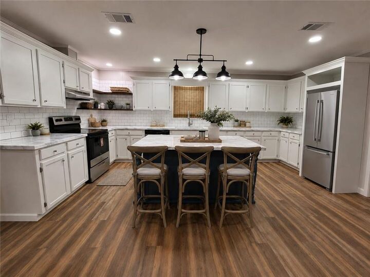 Property Photo:  154 Lakeway Road Road  LA 71019 