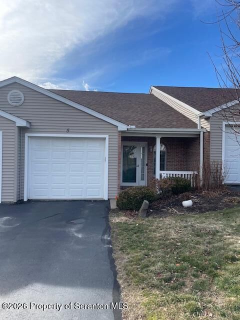 Property Photo:  5 Parkland Drive 5  PA 18411 