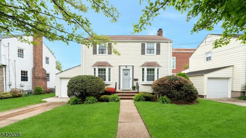 Property Photo: 17 Brookdale Rd NJ 07003