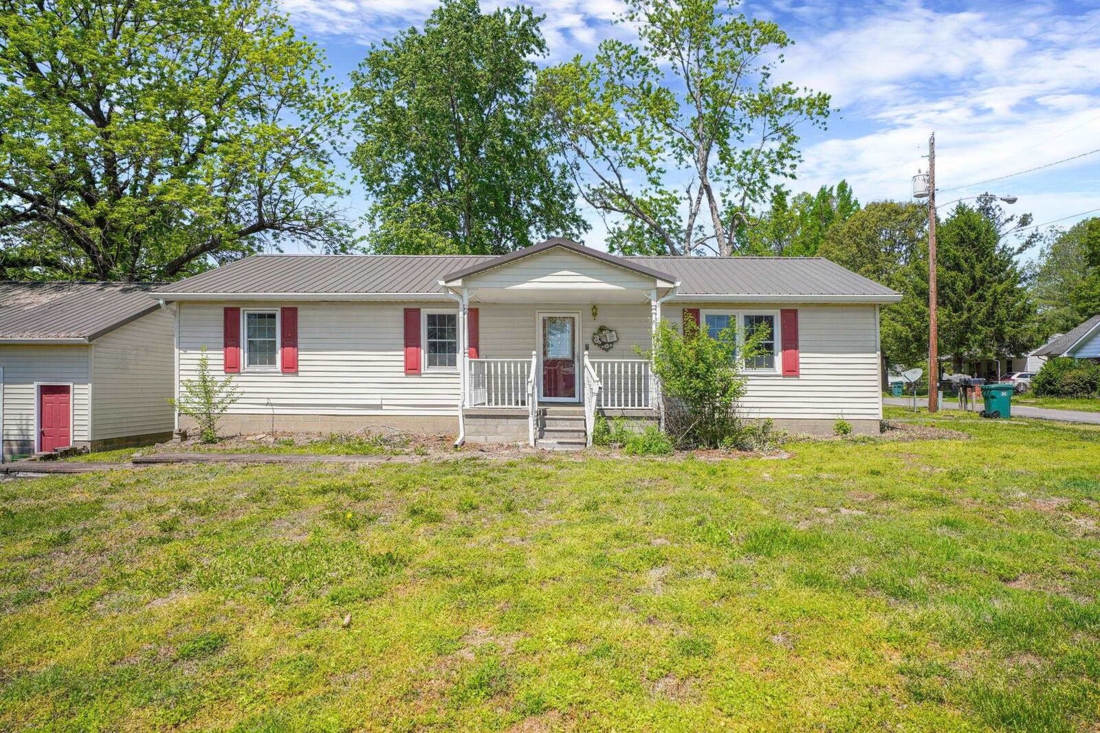 Property Photo:  161 S Breckenridge Rd  KY 42461 