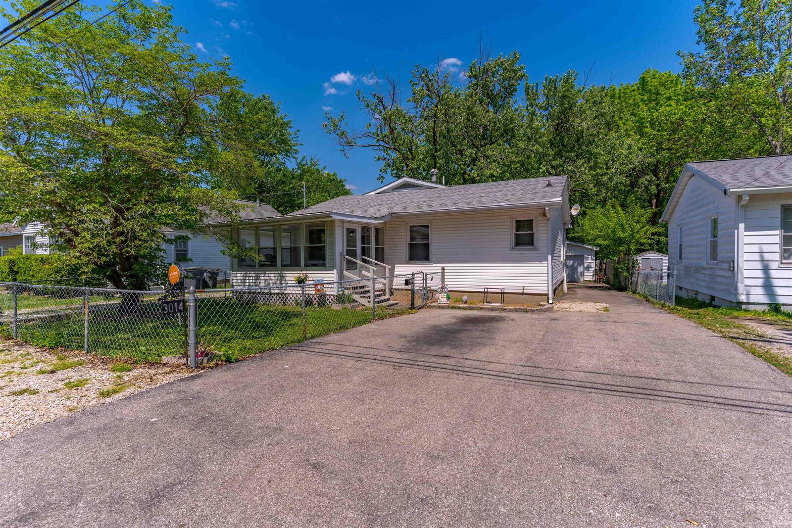 Property Photo:  3014 Sweetser Avenue  IN 47714-4047 